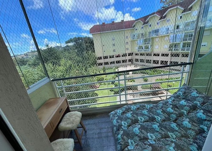 Lindo Apto Com Varanda, Vista Maravilhosa E Lareira